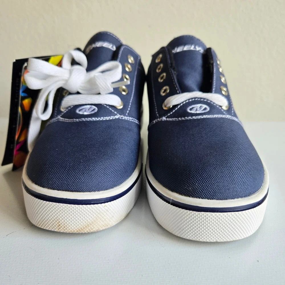 Heelys GR8 Pro 20 Navy Blue Canvas Wheeled Skate Shoes Kids Youth 6 HE100758